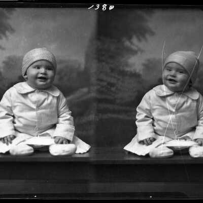 Photograph of a child for Frank Welter - February 1930 - Negative