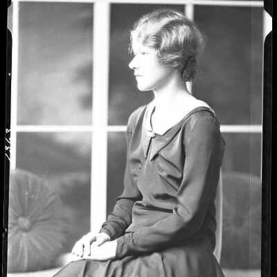 Photograph of a young woman for Kathern Brady - March 1930 - Negative