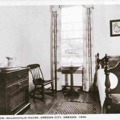 Oregon City - McLoughlin House Interior - Bedroom