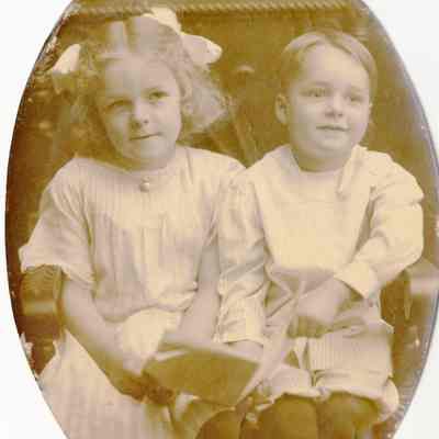 Beatie Family - Margaret and Lot Beatie - c. 1906