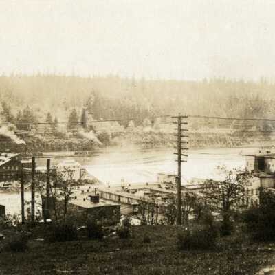 View of Mills and Willamette River from West Linn - 1917