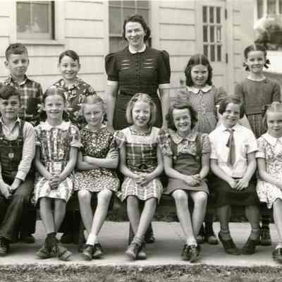 Barclay School Students 1939 - 3rd Grade - Oregon City