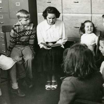 Oregon City Library 1950 - Story Time