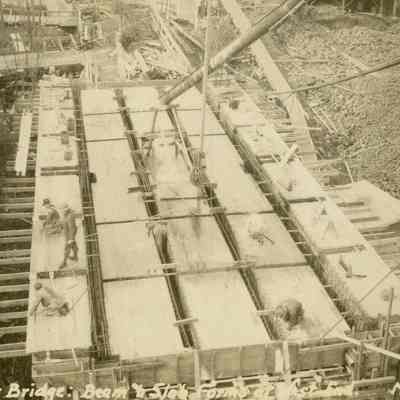 Arch Bridge Construction between Oregon City/West Linn Oregon - 22 Mar 1922