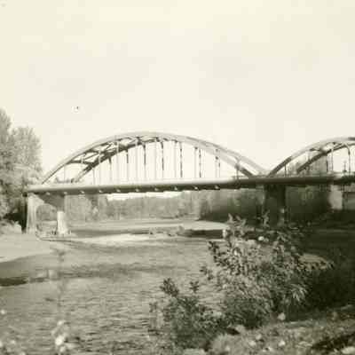 John McLoughlin Bridge on Highway 99E.