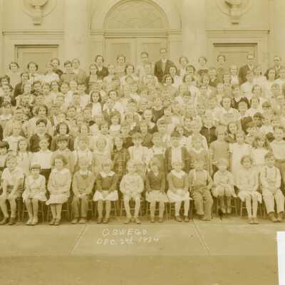 Oswego Lakewood Grade School - All Students - December 2, 1934