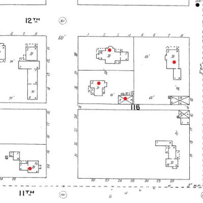 Houses visible in the image from the 1900 Sanborn map (JAH 12/2022)