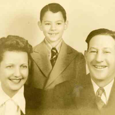 Harold and Beulah Graves and Son