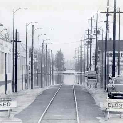 1964 Flood - Oregon City North End
