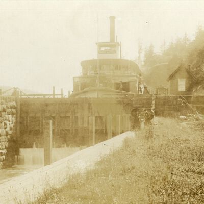 Steamboat "James Cook" - 1855 - Willamette Falls Locks
