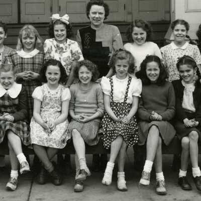 Eastham School Students 1947 - 4th Grade - Oregon City