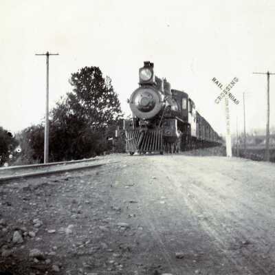Steam Locomotive between Park Place and Oregon City