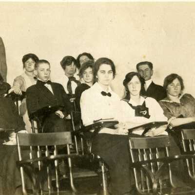 Oregon City High School Chemistry Class - 1913