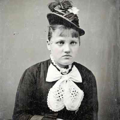 Unknown Woman - Studio Portrait