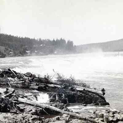 Willamette Falls 1891?