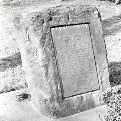 Oregon City - Dedication Marker for Dr. Forbes Barclay