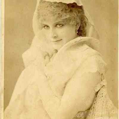 Montague, Louise