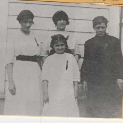 Carver School Students 1914 - Spelling Bee Winners - Carver, Oregon