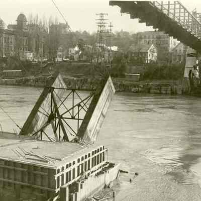 Construction on Arch Bridge.