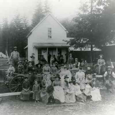 Welches 1886 - Mt. Hood - Group Posing