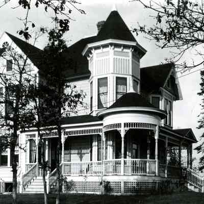 Chambers Howell House in Gladstone.
