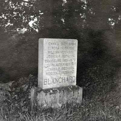 Canemah Cemetery Graves