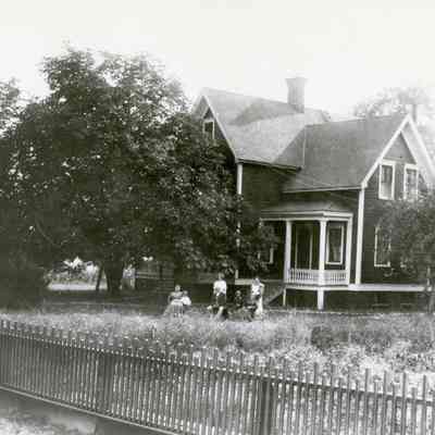 Cason-Cross House 1895 - Gladstone, Oregon