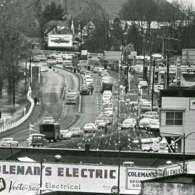 1964 Flood - McLoughlin Traffic at 16th Street - December 25th 1964