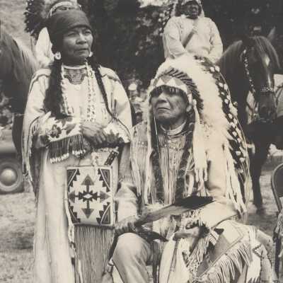 Chief Tommy Thompson and wife