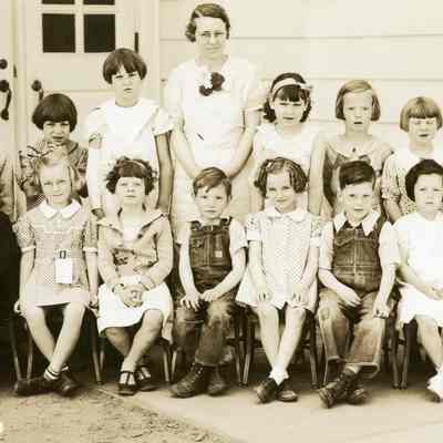 Barclay School Students 1937 - Primary - Oregon City