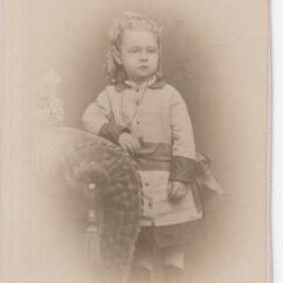 Vara Caufield