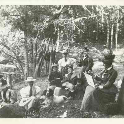 Art Class at Chautauqua Park Lake in Gladstone -1895