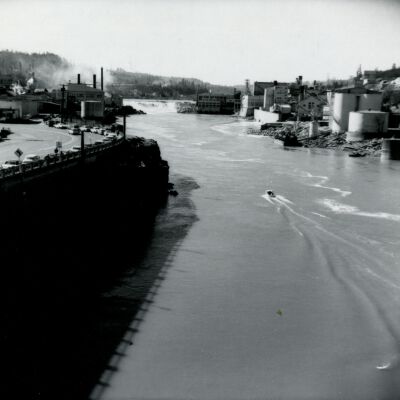 Willamette River and Falls - West Linn and Oregon City Mills