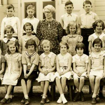 Eastham School Students 1935 - 4th Grade - Oregon City