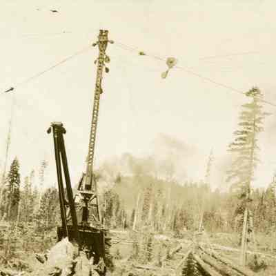 Ariel Cable used to Move Logs