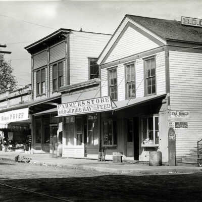Oregon City 1899 - E. G. Caufield Farmer's Store - SW Corner of 8th and Main Street