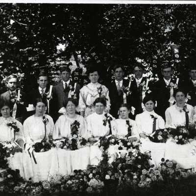 Milwaukie School Students 1908 - 8th Grade Graduating Class