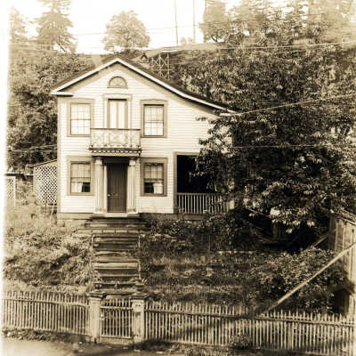 The Ferdinand Wilde/Harley Stevens House, 6th and Main Oregon City.