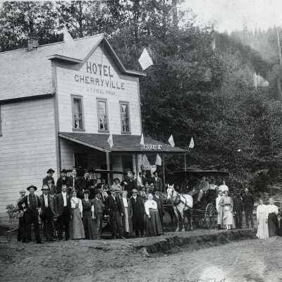 Cherryville Hotel (Mt. Hood), 1905