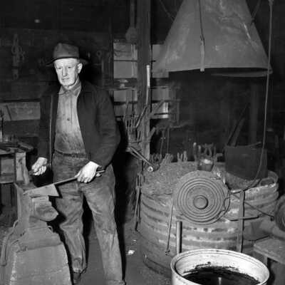 Blacksmith, 1925-1945: Copyright: None; Origsize: 8" x 10"; Origformat: Print-Photographic