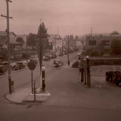 Shell Gas Station Photograph - May 1932