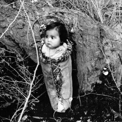 Native American baby in Tekaskes.