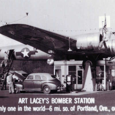Bomber Service Station - Milwaukie, Oregon