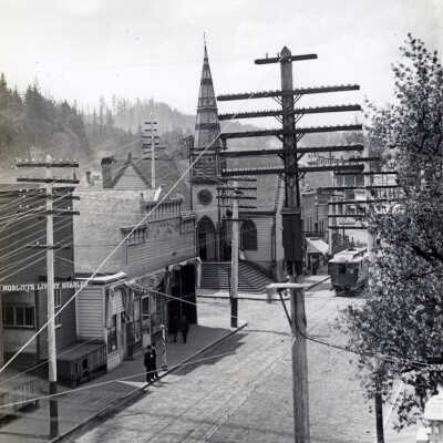 Methodist Church at 7th and Main Streets, Oregon City.