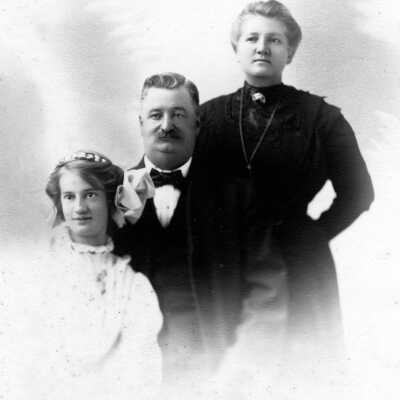 Debolt Family, 1910