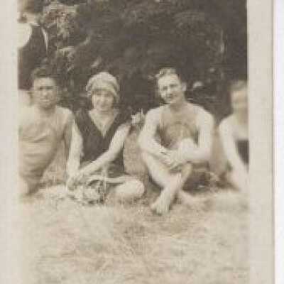 Unknown Group Photo - Four People