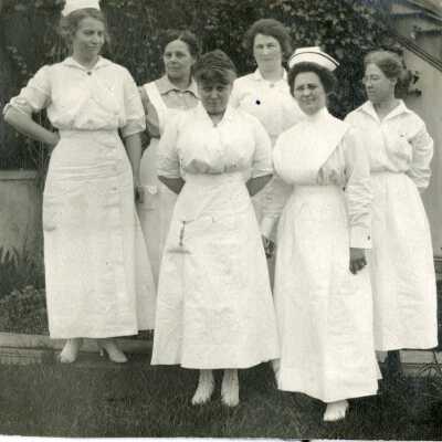 Mary Swails with nurses at Oregon City Hospital