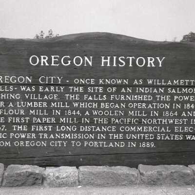 Oregon History Marker - at Lookout over Willamette Falls