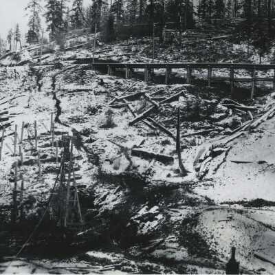 Construction of Oregon Railroad Bridge 1892-1893