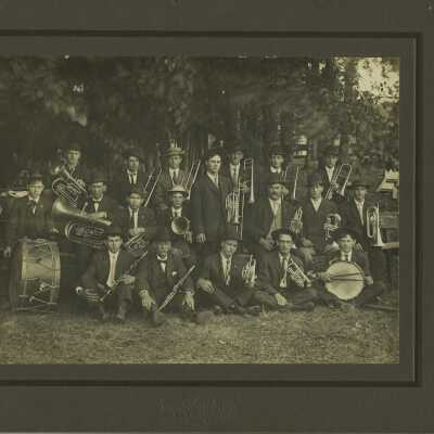Unknown Band all Men